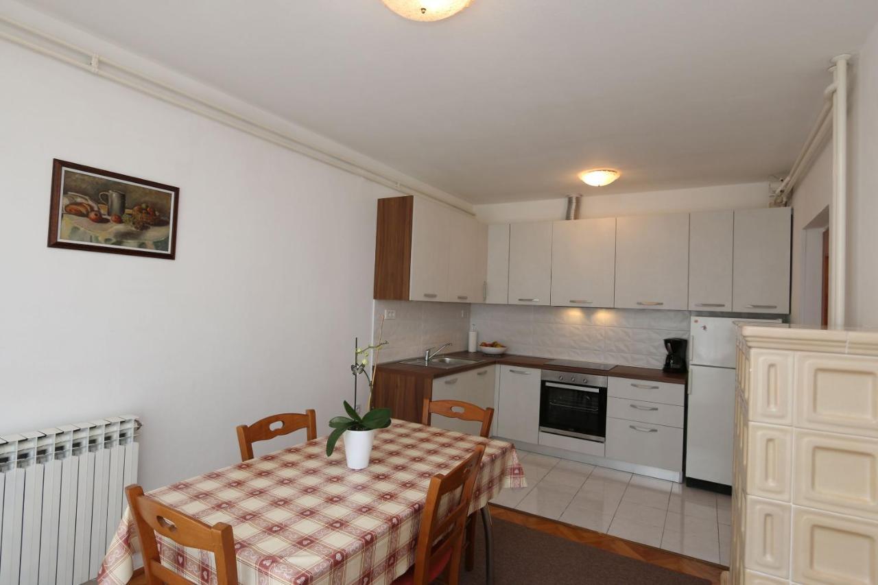 Apartments Grskovic G. Jesenovica Šilo Kültér fotó