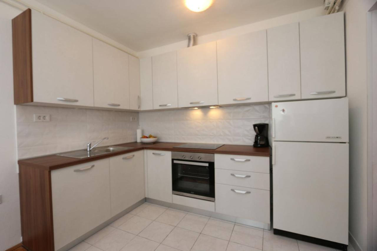 Apartments Grskovic G. Jesenovica Šilo Kültér fotó